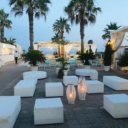 Hotel Mediterraneo-3