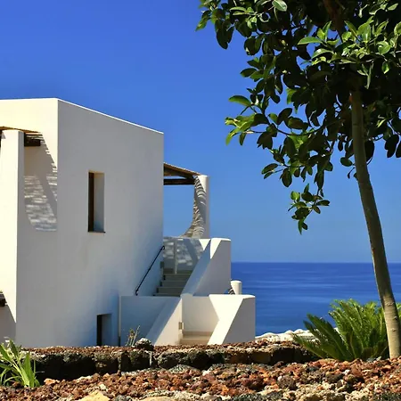 Kuddie Rosse Eco-Friendly Residence-3