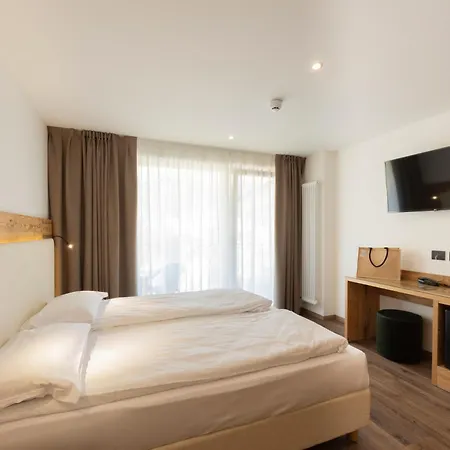 Active Alm Hotel-3