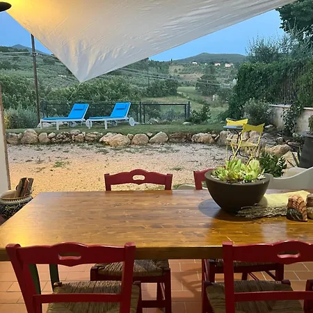 La Casa di Demetra. Un Paradiso tra gli Olivi.-2