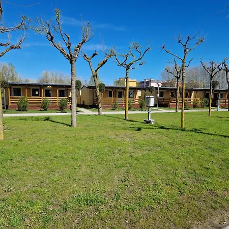 Camping Atlanta & Mediterraneo Family Village-3