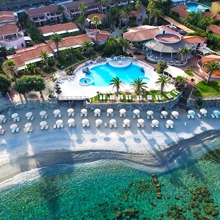 Hotel Villaggio Cala Di Volpe-3