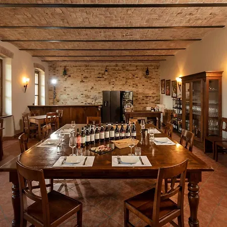 Cascina Rocca Agriturismo B&B-2
