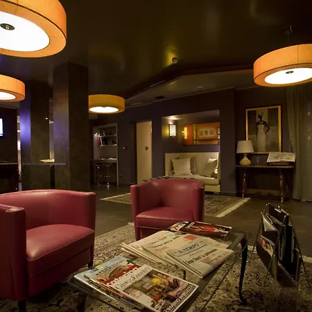 Comfort Hotel Fiumicino Airport-3