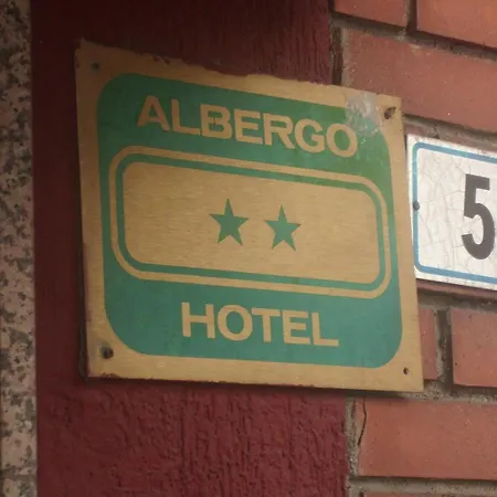 Hotel Lombardia-2