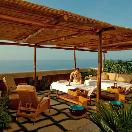 Monastero Santa Rosa Hotel & Spa-3
