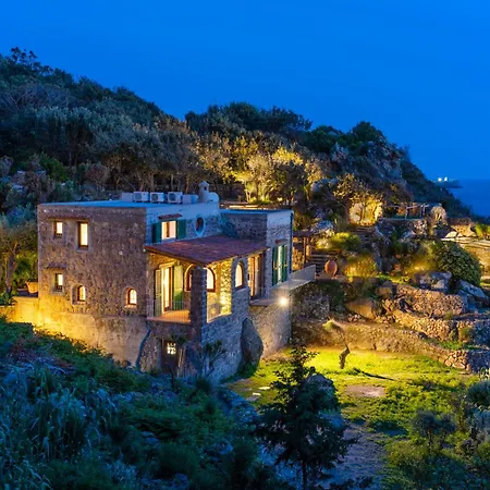 Villa Giò Punta Caruso-3