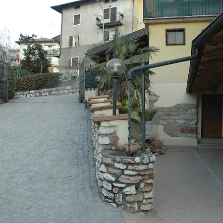 B&B Rosso Pila-2