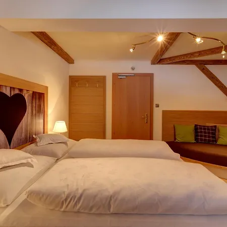 Hotel Burgfrieden-2