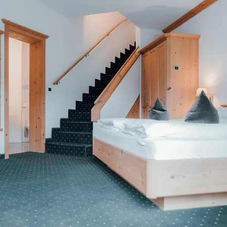 Residence Hotel Alpinum-3