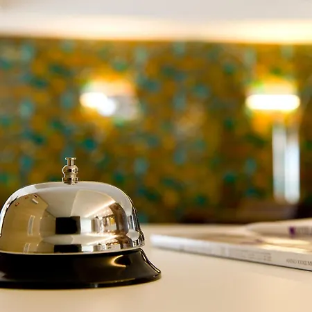 Viola Mhotel-3