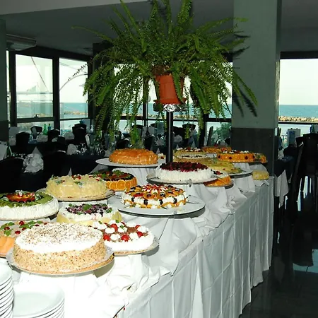 Hotel Foschi-Peninsula-2
