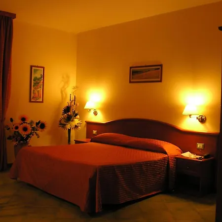 Hotel Degli Amici-3