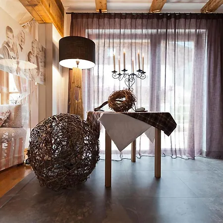 Burgus - Design Suites&Apartments-2