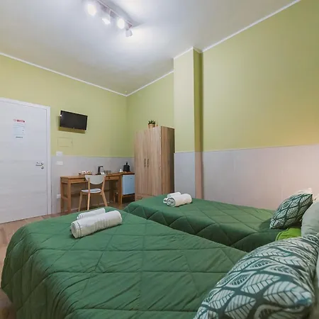 Apulia Rooms Bari-2