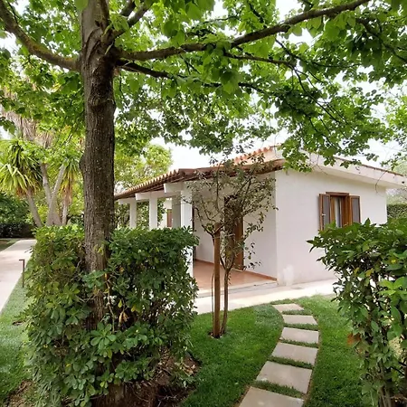 Trezene Village-3