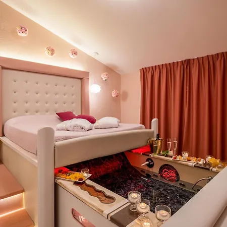 Hotel Butterfly - Il Nido d'Amore Bologna-3