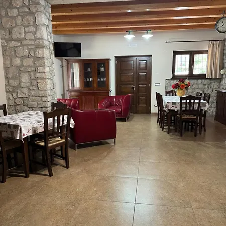 Antico borgo Rinaldi-3