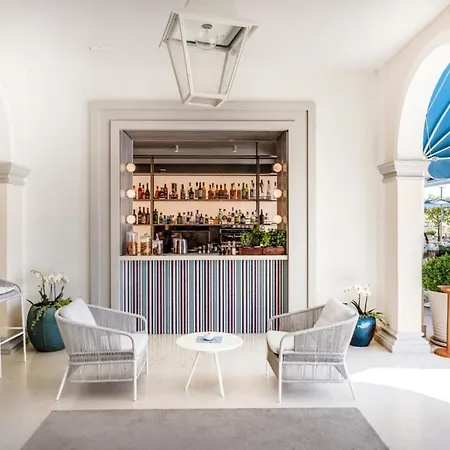 Casa Bianca Al Mare-3