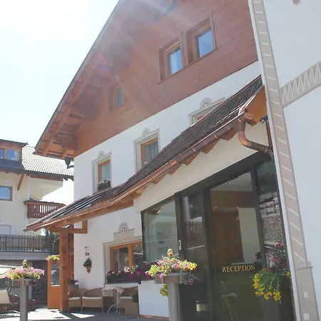 Hotel Pra Tlusel-3