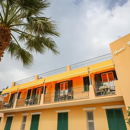 Hotel Rivamare-2