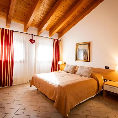 Agriturismo Mazzeracca-3