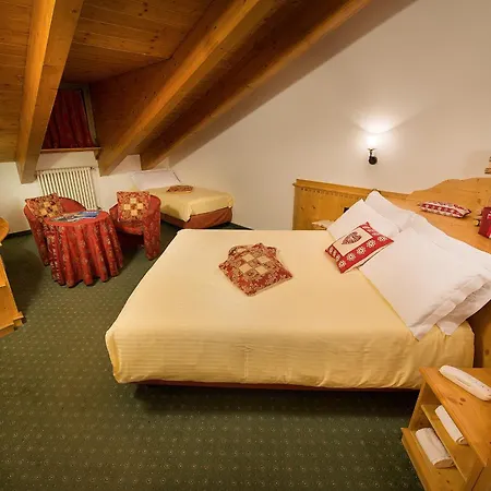 Hotel Cristallo-3