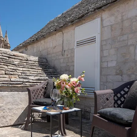 Trulli Contento - Rooms&Apartments-2