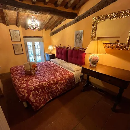 Storico Loft nel Cuore di Lucca-2