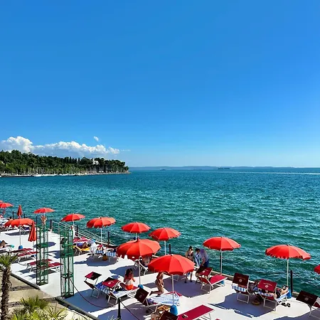 Hotel Riviera & Maximilian'S-2