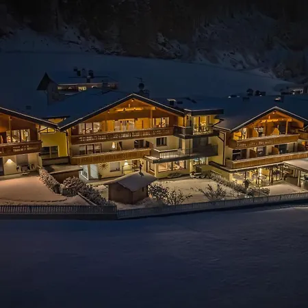 Martinshof berg herz hotel-2