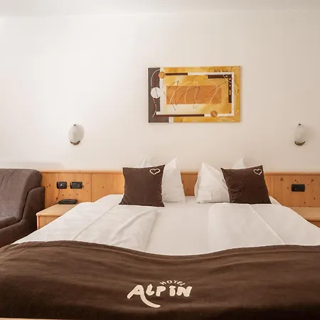Hotel Alpin-2