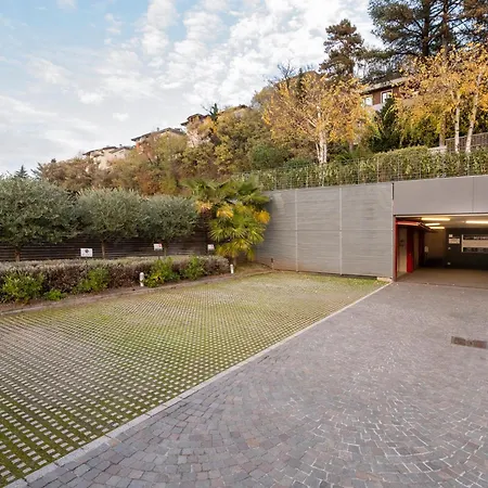 La Villa - Guest House In Trento-2