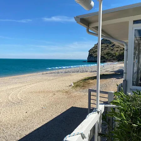 B&B direttamente sul mare da Antonino-2