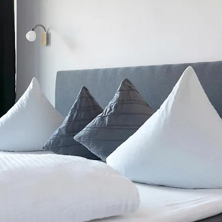 Hotel Unterrain-2