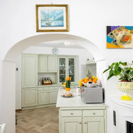Positano Holiday House-3