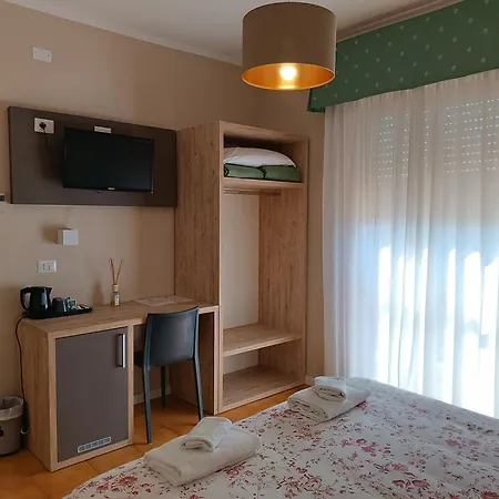 Hotel Il Roscio-3