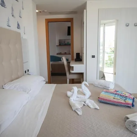 Hotel Abc-2