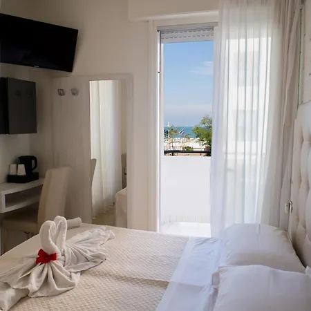 Hotel Abc-3
