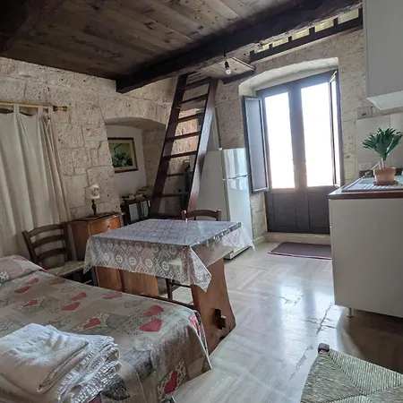 Trullo Malvisco-2