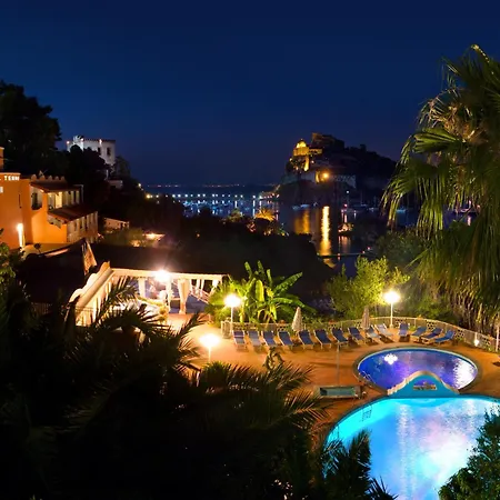 Strand Hotel Delfini-3