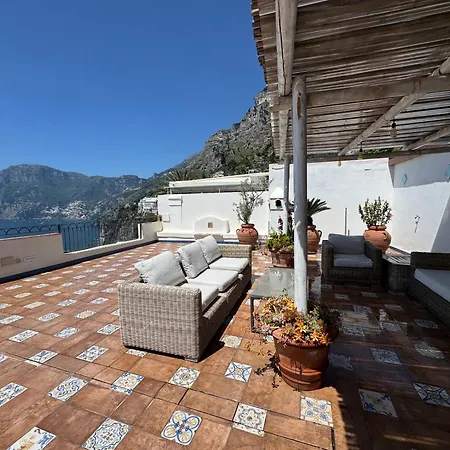 Casa Ella With Private Parking-2