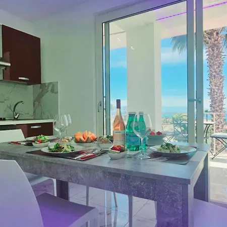 Ninfa Sul Mare Apartments - Piscina Con Area Relax E Parcheggio Gratuito-3