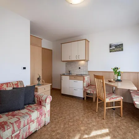 Trinnerhof Hof Chalets And Farm- Panorama Holidays & Brixen Card Bed & Breakfast-2