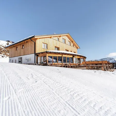 Berggasthaus Edelweisshütte Ladurns-3