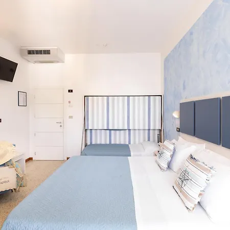 Hotel Capitol-2
