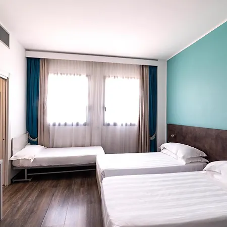 Phi Hotel Milano-2