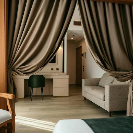Grand Hotel La Chiusa Di Chietri-3