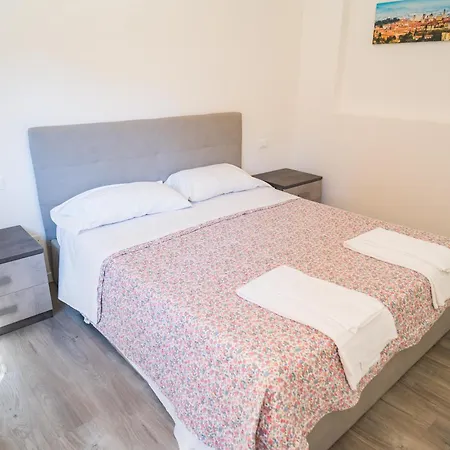 P&P Casalino Apartment-3