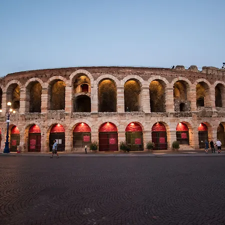 Hotel Indigo Verona - Grand Hotel Des Arts by IHG-2